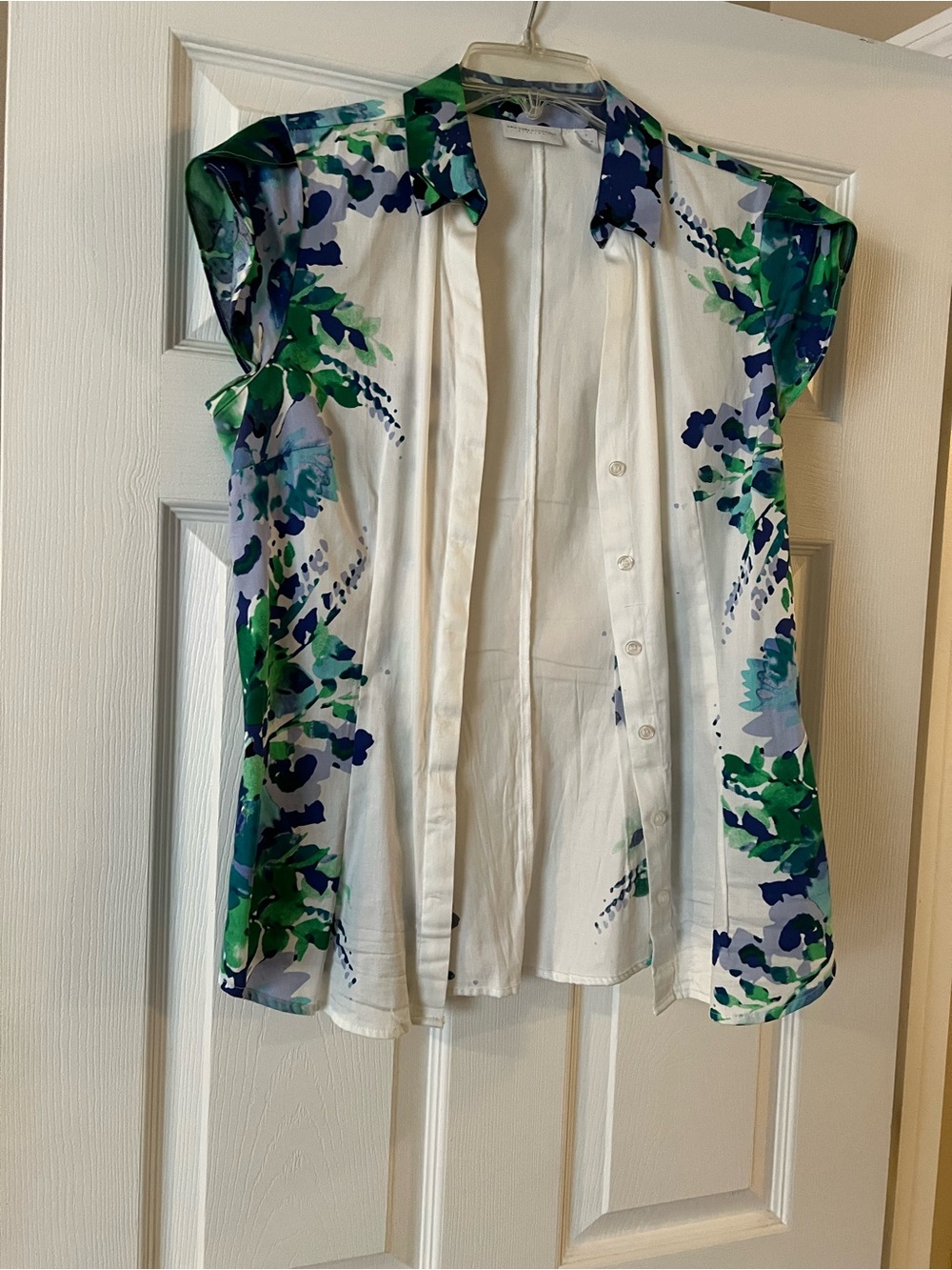 New York & Company White Button-Down Blouse with Green & Blue Floral Print